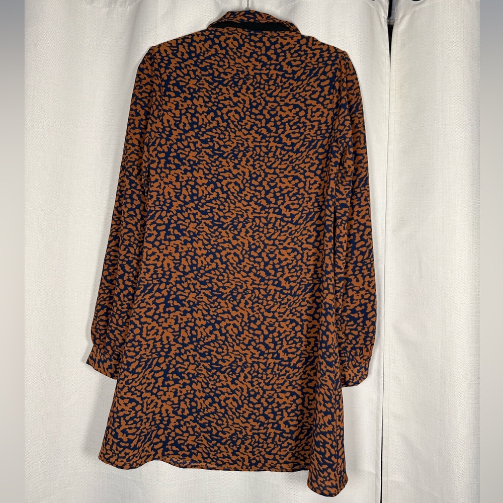 Fashion Union Brown and Navy Blue Leopard Print Long Sleeve Dress - Picture 6 of 10